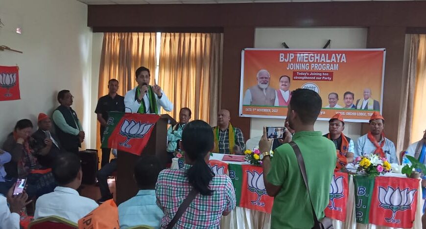 NPP and Congress leaders along with 700 people joins BJP in Garo Hills