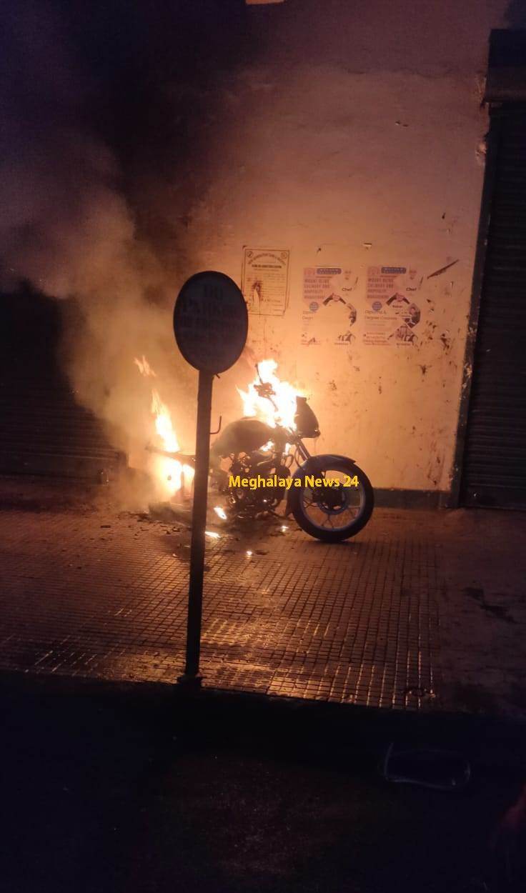 Bike allegedly set ablaze at Jhalupara