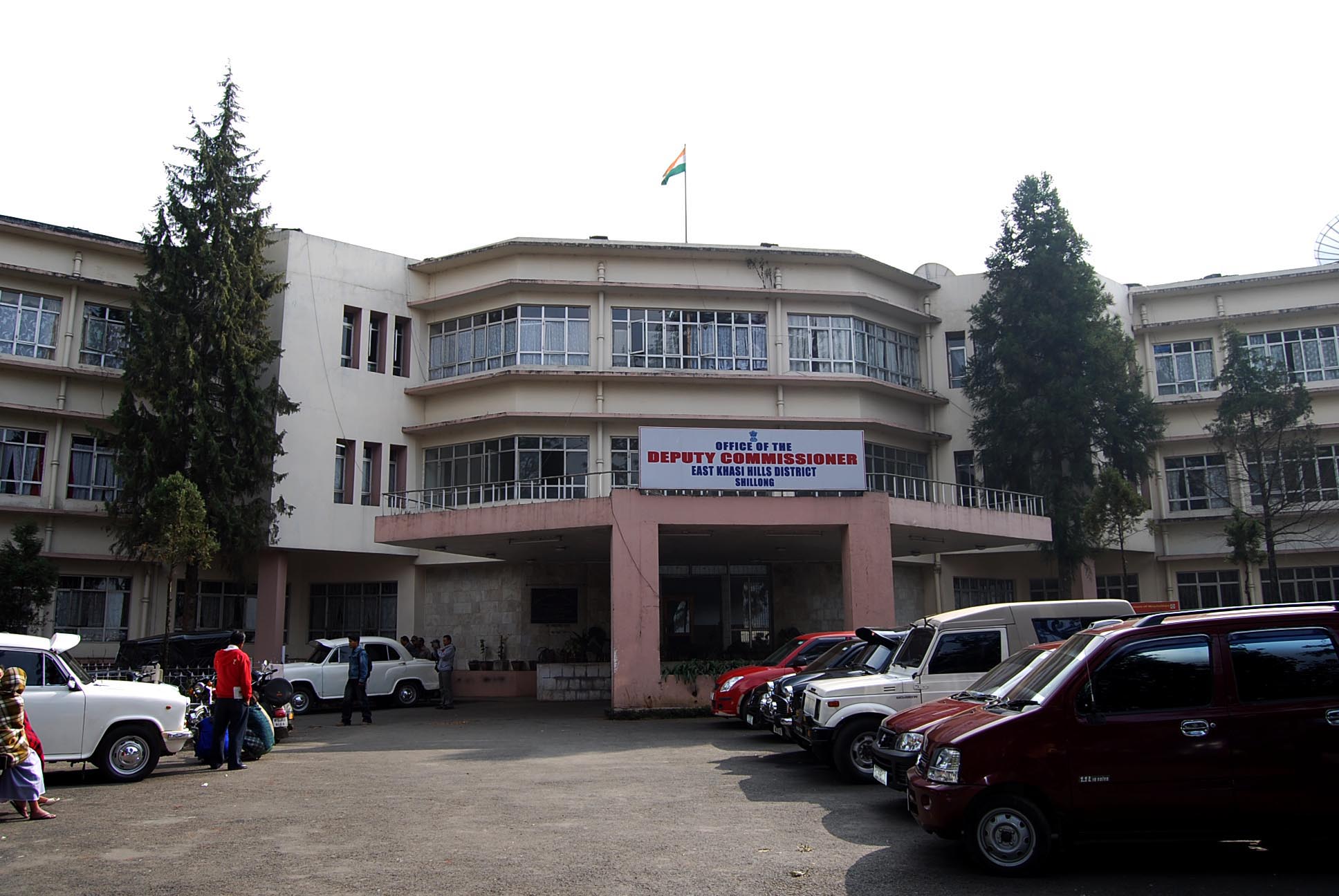 Opening of shops, food stalls, load music prohibited after 10 pm in Shillong