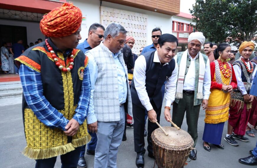 Sarbananda Sonowal calls upon the student community to work for nation-building