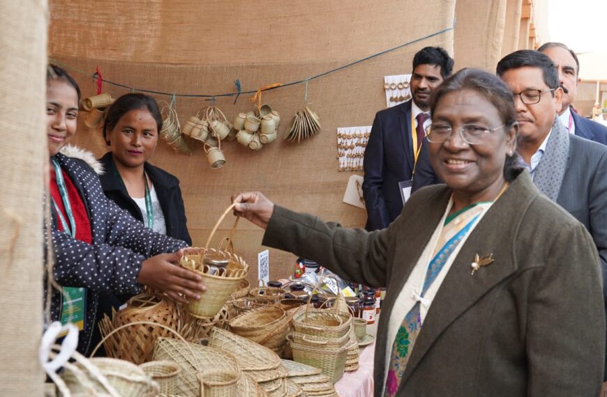 Prez lauds Meghalaya govt or promoting women led SHGs in the State