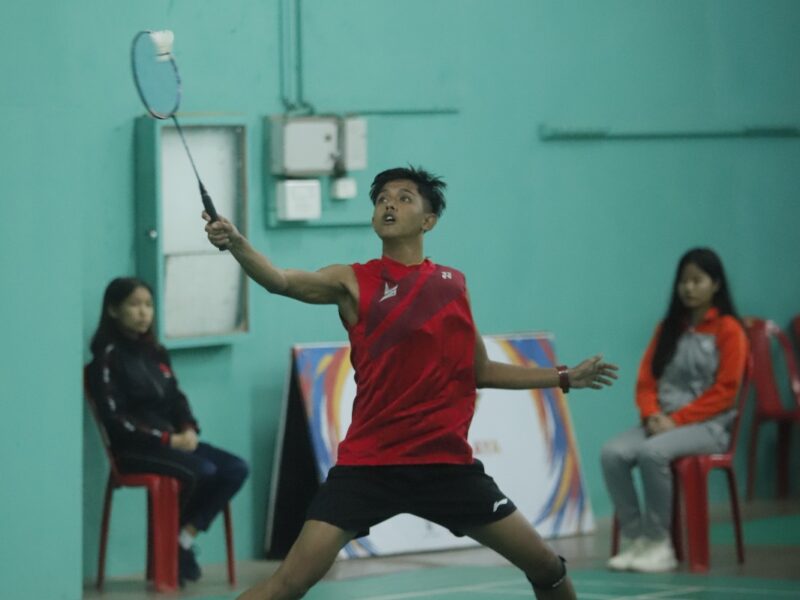 Khasi Hills clean sweeps badminton in boys and girls category