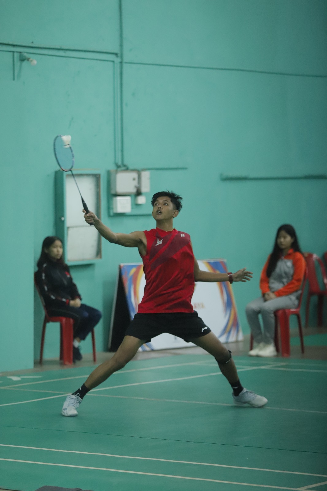 Khasi Hills clean sweeps badminton in boys and girls category