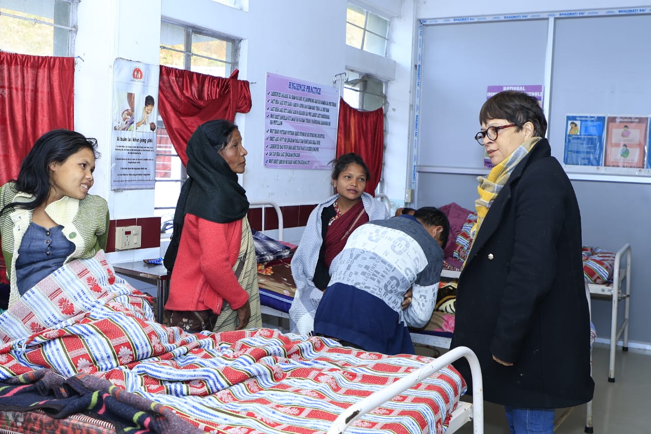 Ampareen interacts with doctors, nurses at Community Health Centre in Riangdo