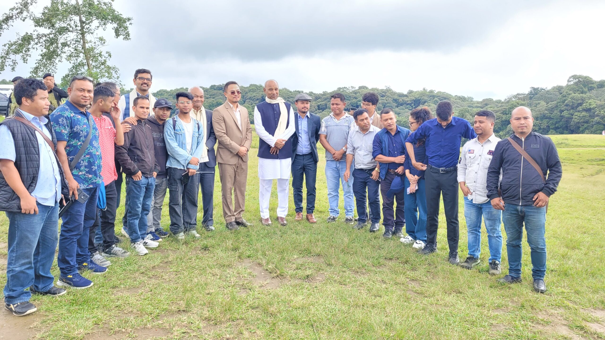 Governor CH Vijayashankar Visits Mawphlang, Praises Khasi Society’s Traditional Values and Environmental Heritage