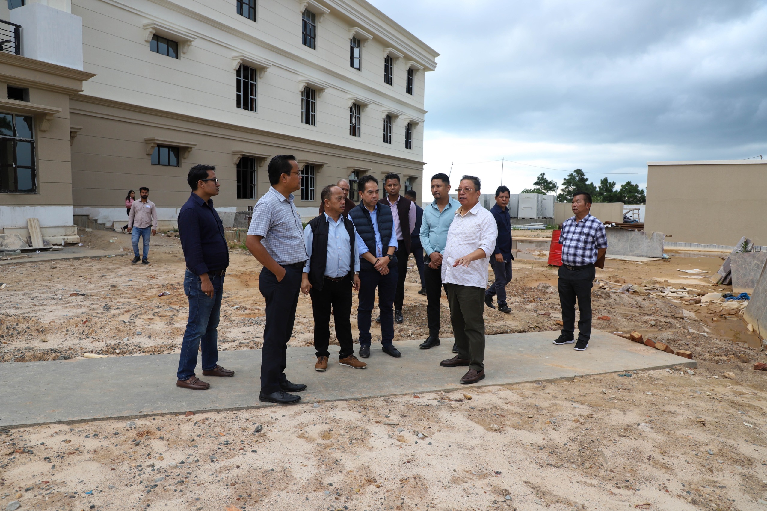 Speaker Inspects New Assembly Building, Highlights Green Design and Cultural Heritage Integration