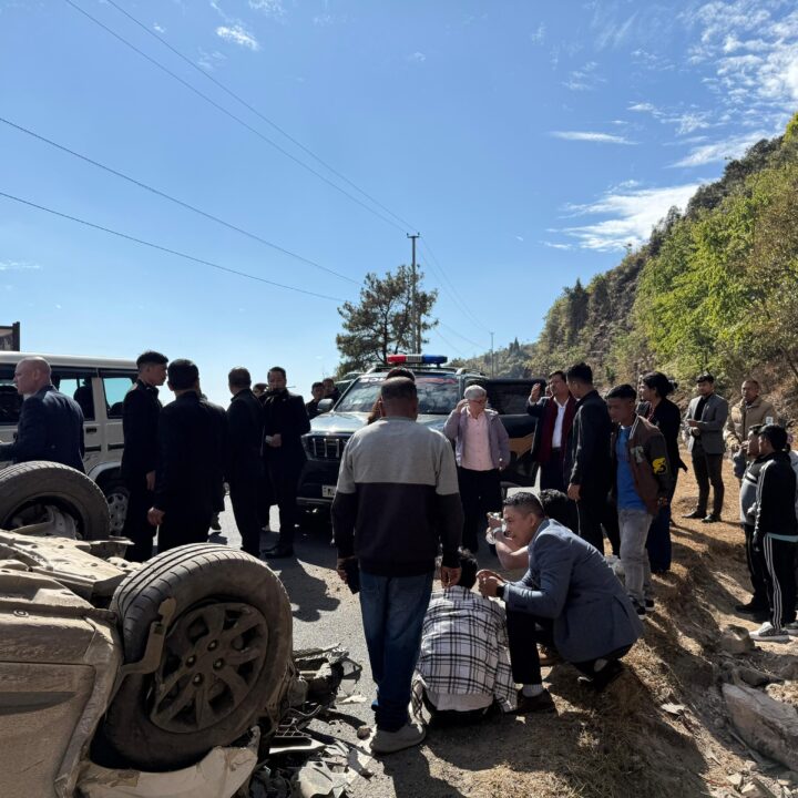 Chief Minister Conrad Sangma Stops to Aid Accident Victims in Mawkdok