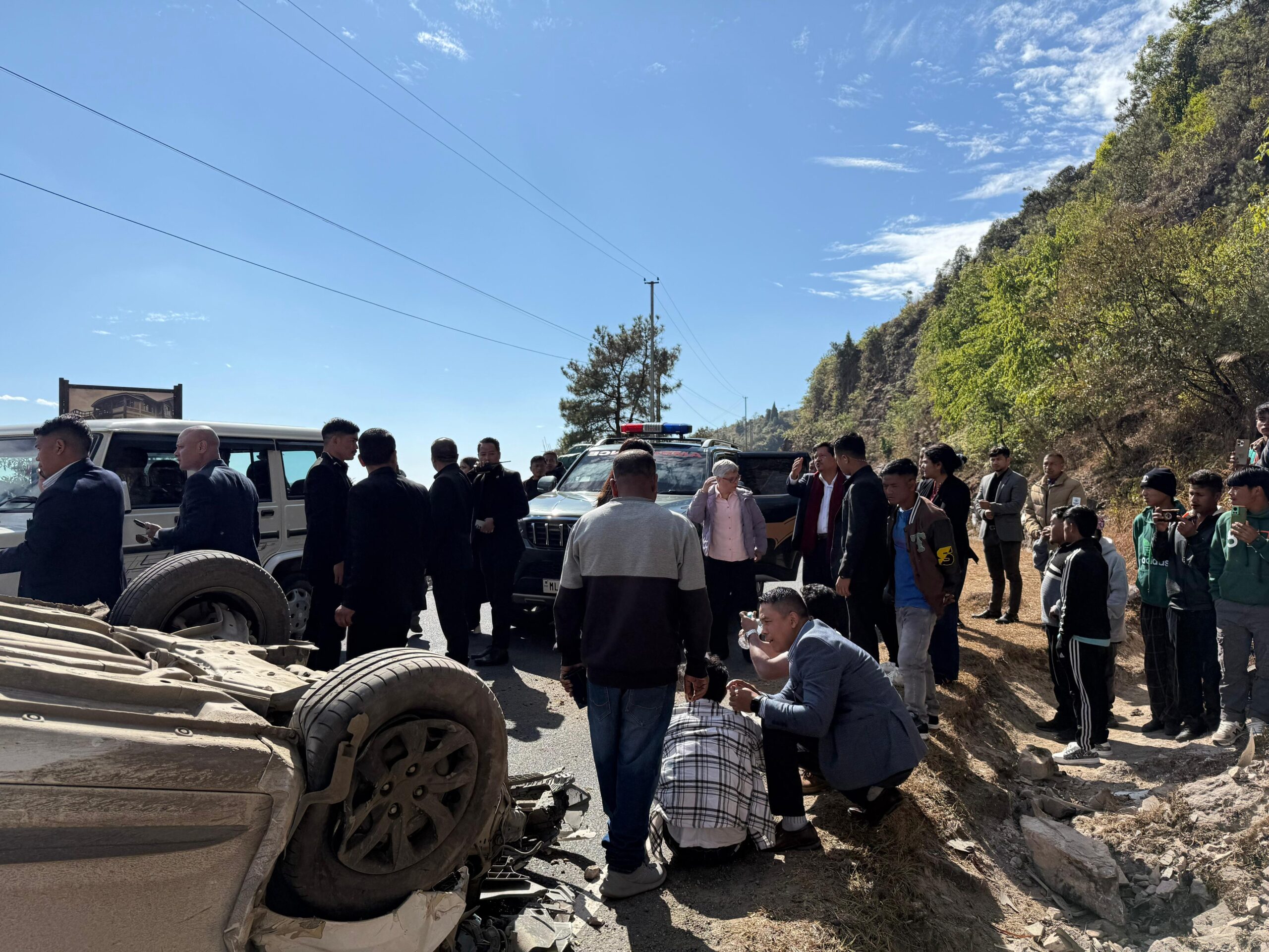 Chief Minister Conrad Sangma Stops to Aid Accident Victims in Mawkdok